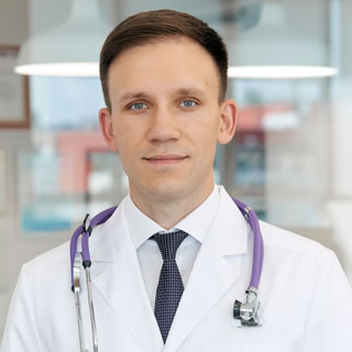 Директор клиники Владимир Николаев